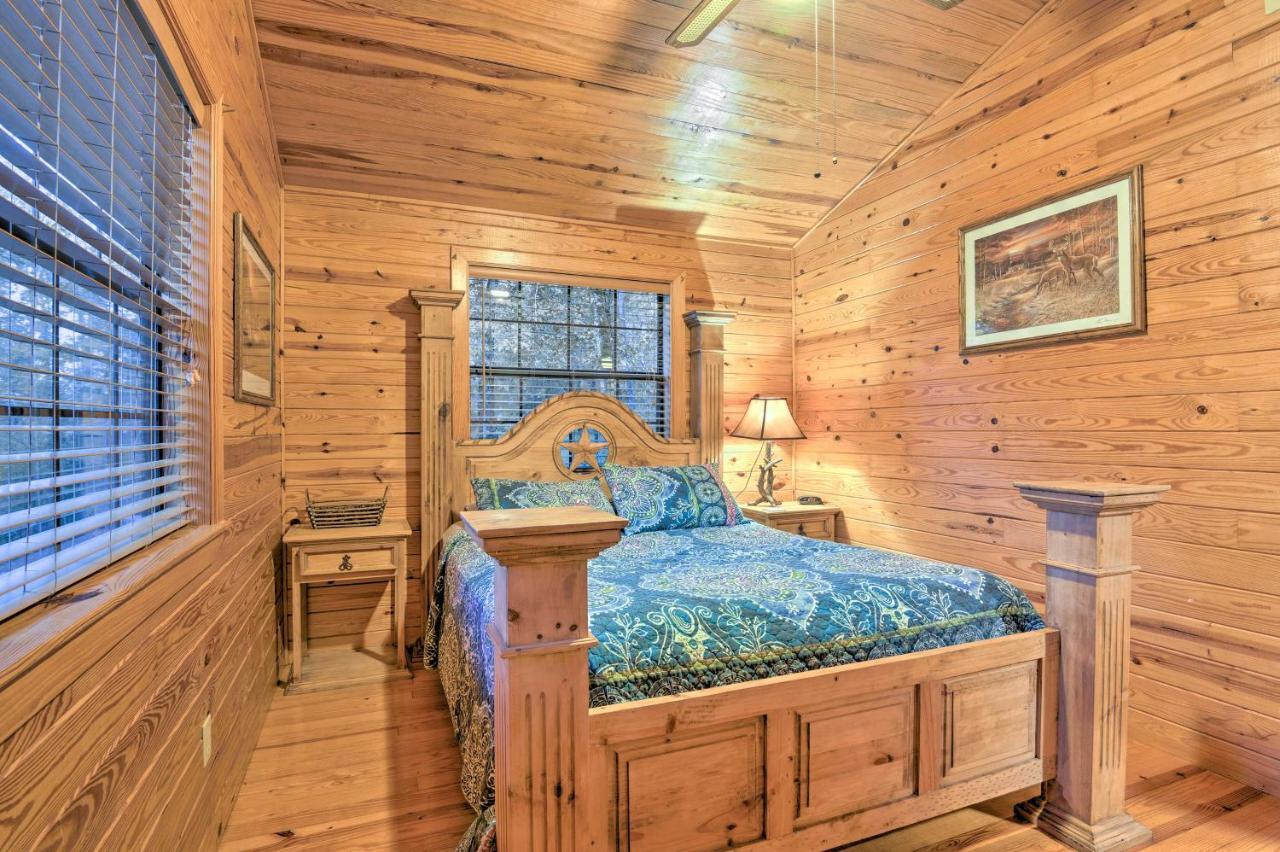 Hochatown Hideaway With Hot Tub, Grill And Fire Pit! Villa Stephens Gap Luaran gambar