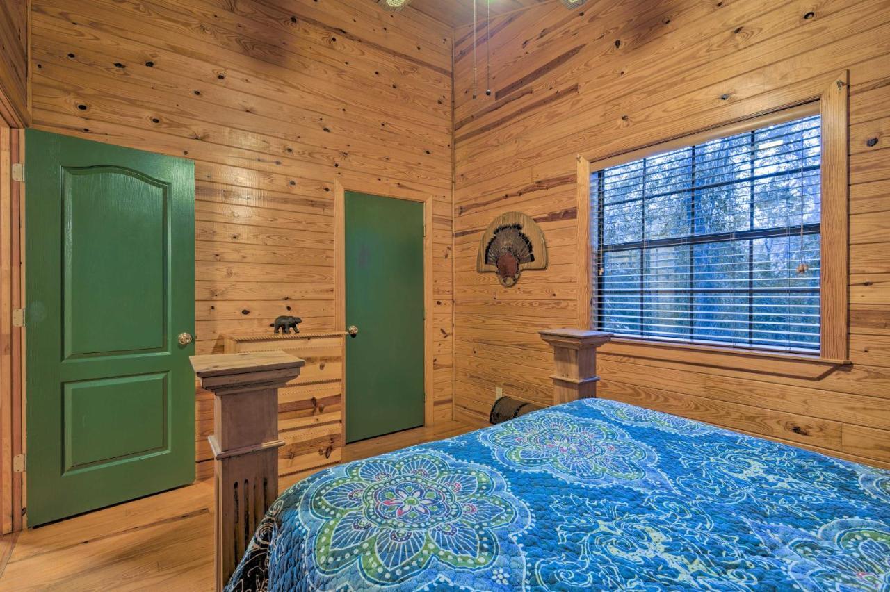 Hochatown Hideaway With Hot Tub, Grill And Fire Pit! Villa Stephens Gap Luaran gambar